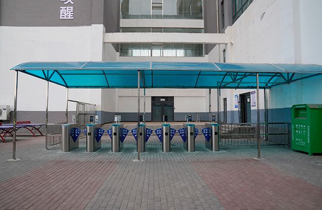 食宿条件