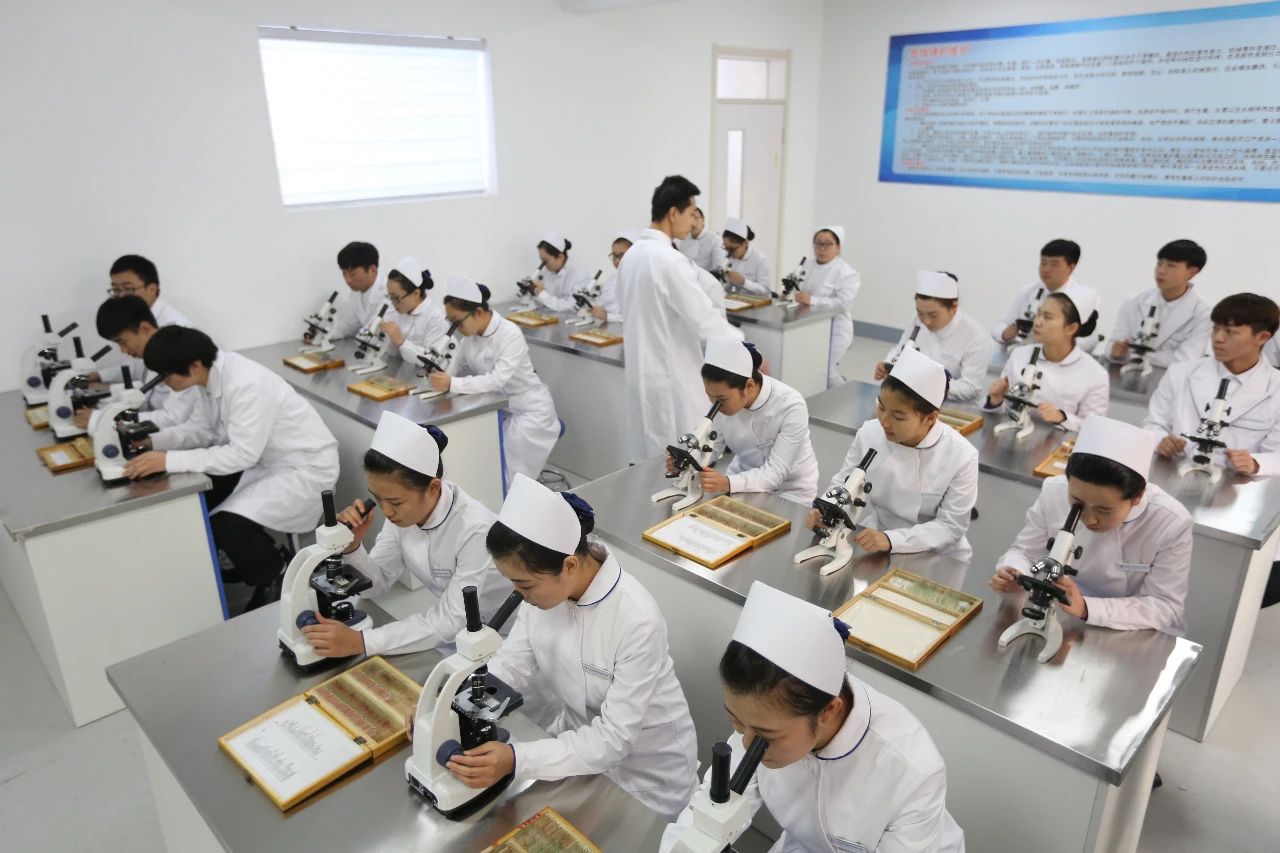 正在择校的你，快来get石家庄北方医学中等专业学校的这些特征!